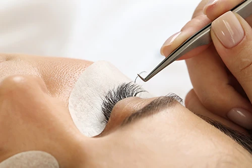 Eyelashes Extention