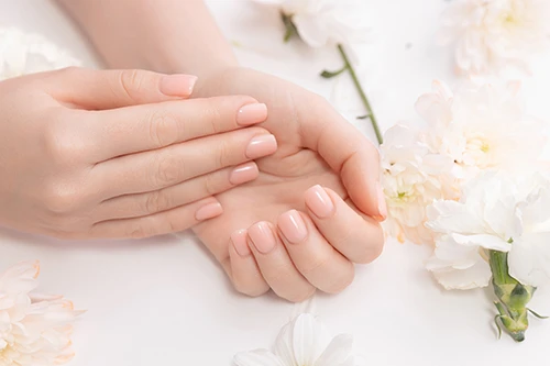 MANICURE